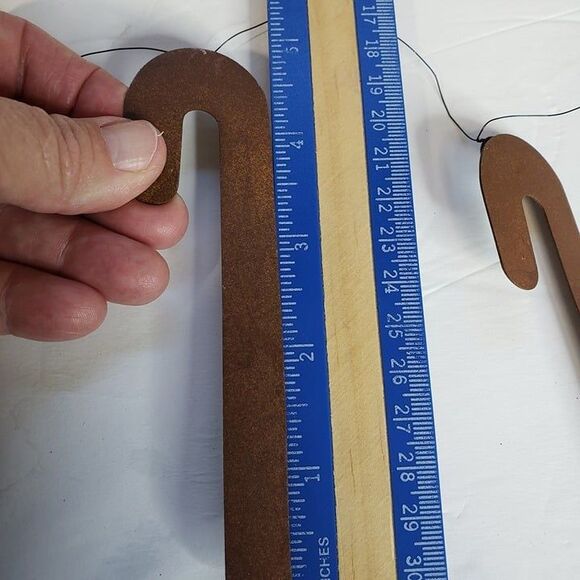 NEW Rusty Crusty Metal Christmas Candy Cane Garland Set of 4 Farmhouse - Picture 4 of 7